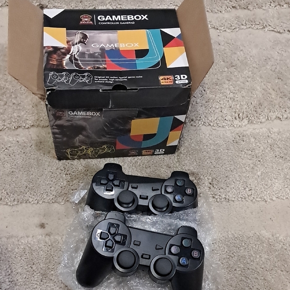 Gamebox Black Wireless Controllers - Picture 1 of 3
